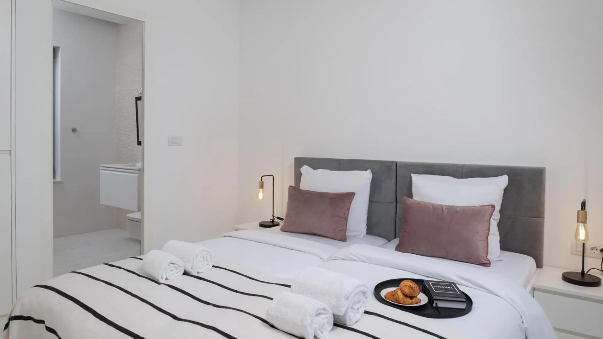 Suncana Villa Sukošan Apartament